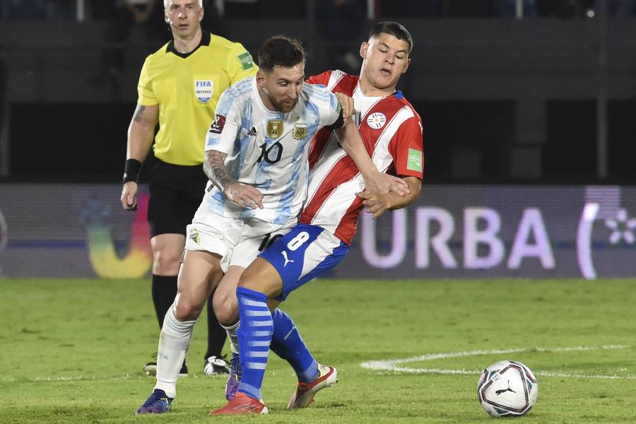 Con todo y Messi, Argentina empata a cero con Paraguay