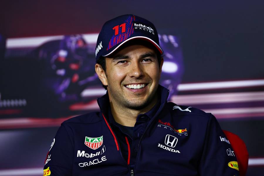 Checo Pérez logra entrar al podio en tercer lugar en el GP de Turquía