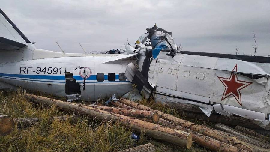 En Rusia accidente aérea deja al menos 16 muertos