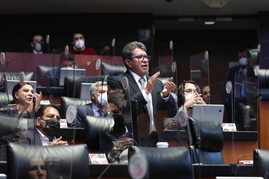 Senadores y diputados revisarán prioridades legislativas: Monreal