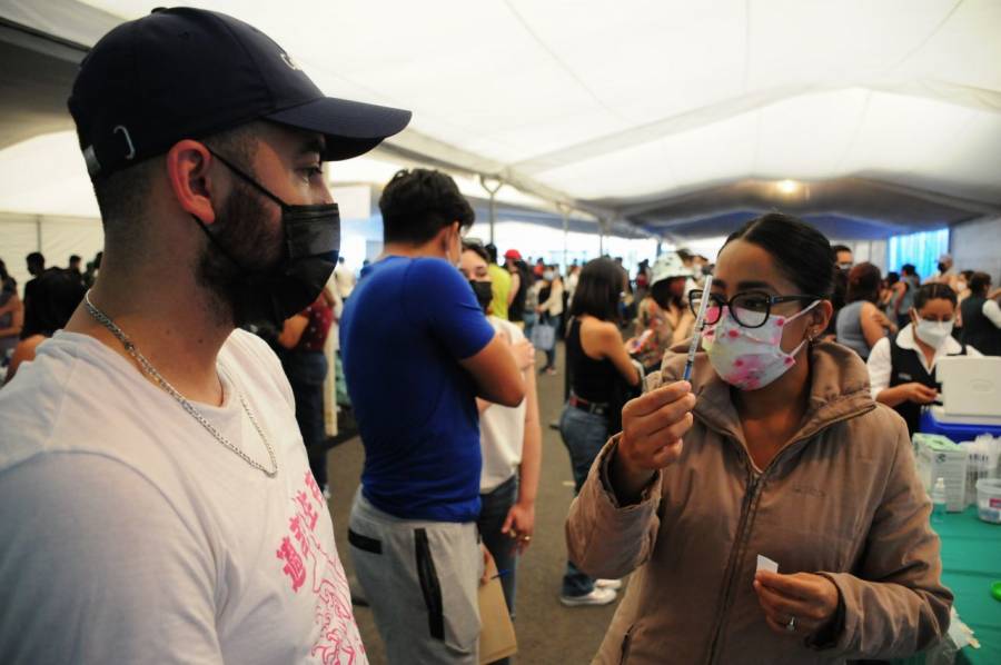 Tres de cada cuatro adultos en México han recibido vacuna contra COVID