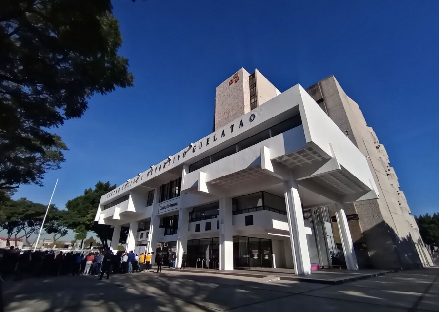 Deportivo Guelatao, en La Lagunilla, es cerrado por riesgo de derrumbe