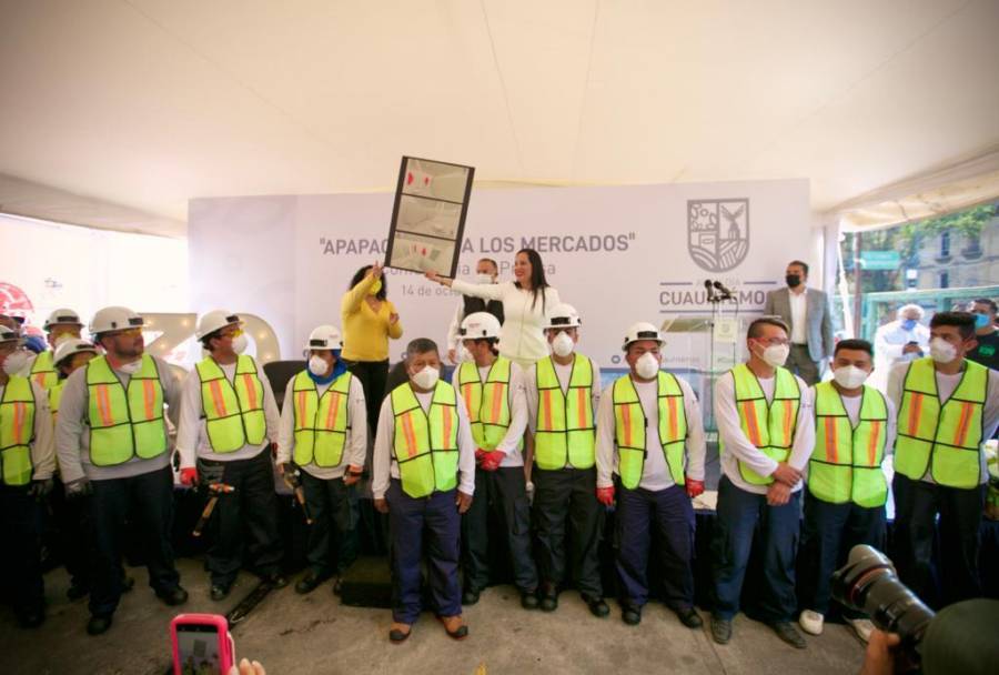 Sandra Cuevas inicia obras de remodelación en 39 mercados