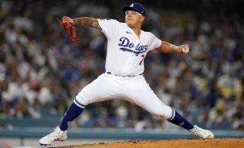 El mexicano Julio Urías no abrirá con Los Ángeles Dodgers