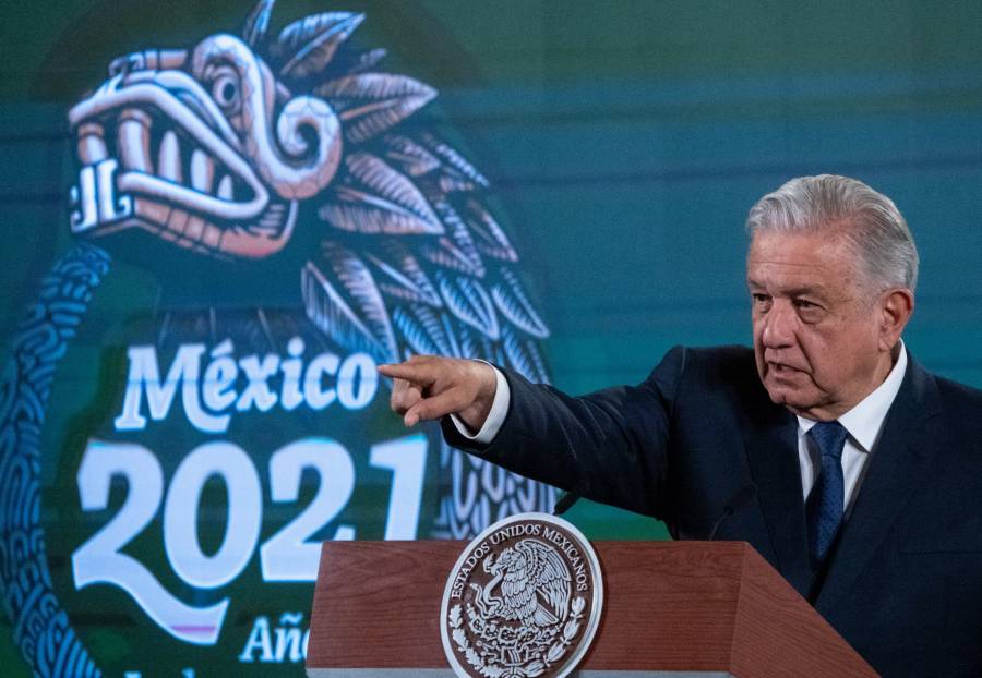 Dueños de autos ‘chocolate’ pagarán 2,500 pesos: AMLO