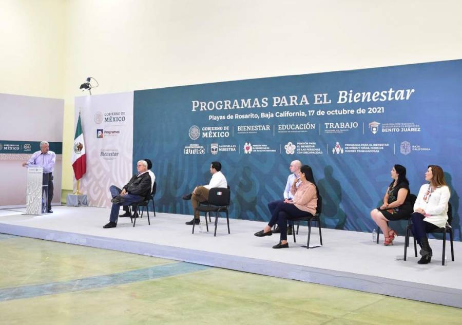 AMLO anuncia que visitará todo el país a través de giras