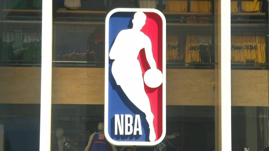 El 96% de los jugadores de la NBA están vacunados contra el Covid-19, asegura comisionado