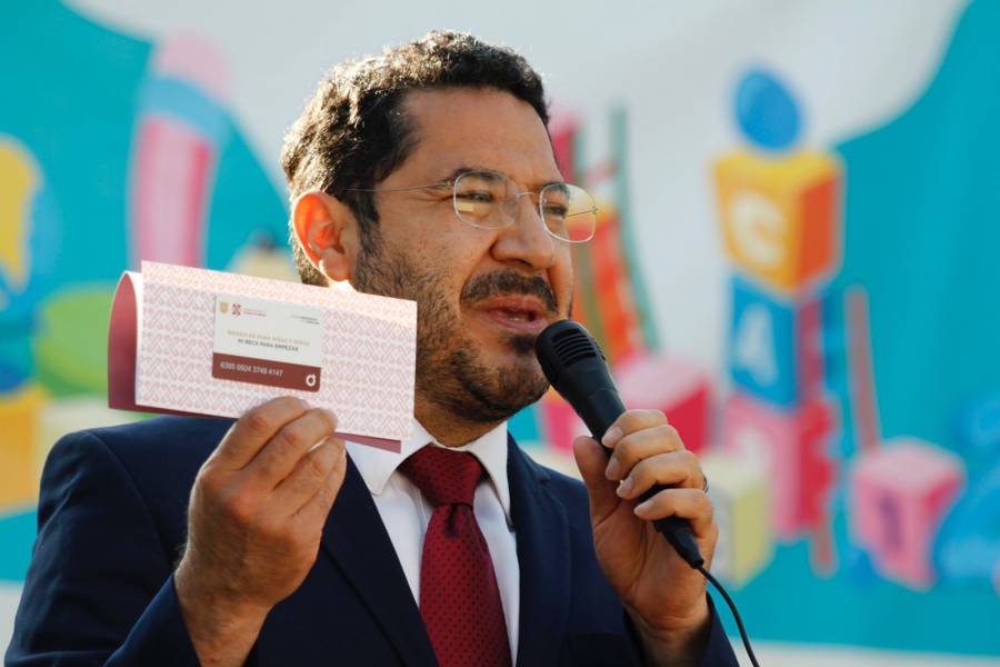 Programas sociales, claves en la recuperación económica de las familias: Martí Batres