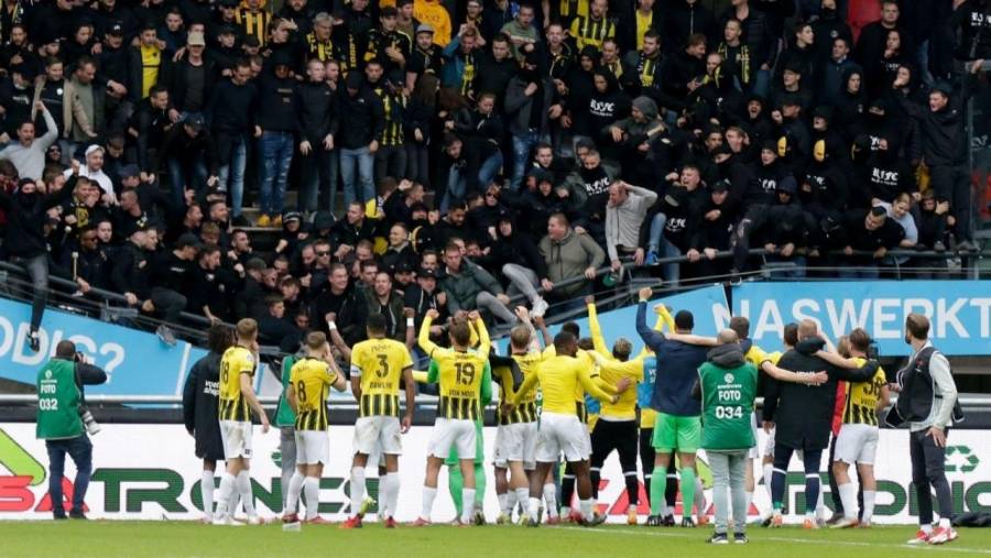 Tras derrumbe de una tribuna, el estadio de Nimega permanecerá cerrado