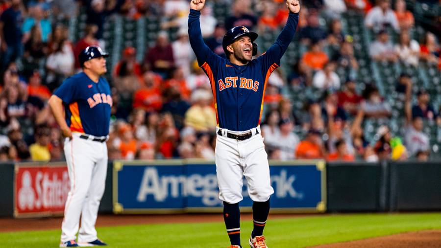 Los Astros vencen a los Medias Rojas y empatan la Serie de Campeonato