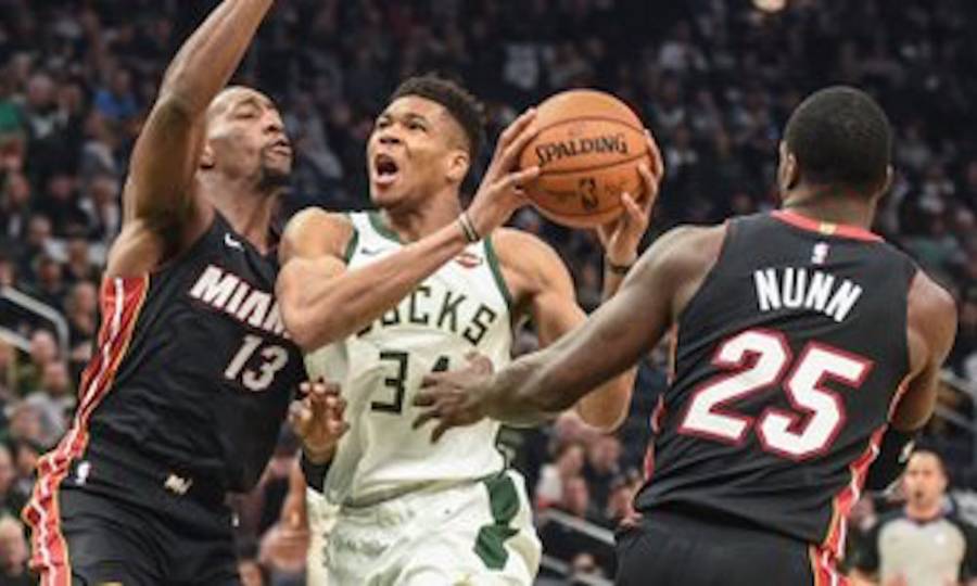 Los Milwaukee Bucks caen ante Miami Heat por 42 puntos