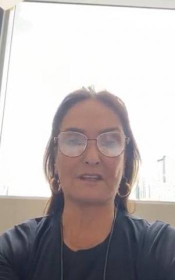 Internautas arremeten contra la diputada Patricia Armend&aacute;riz