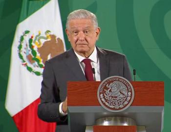 AMLO crítica nuevamente a la UNAM: “lamentable que se haya derechizado”