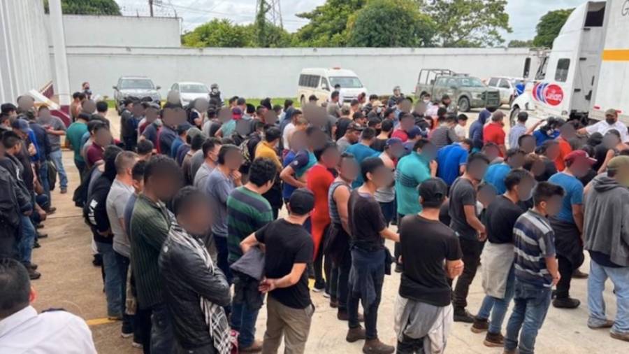 INM rescata a 334 migrantes en Cosamaloapan, Veracruz