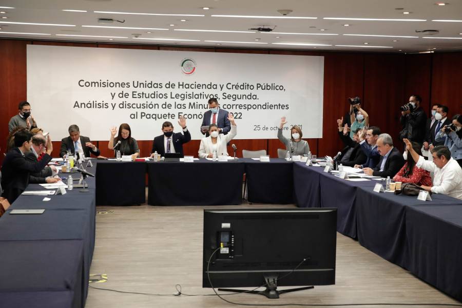 Comisiones del Senado avalan en “fast track” y sin cambios  Paquete Económico 2022