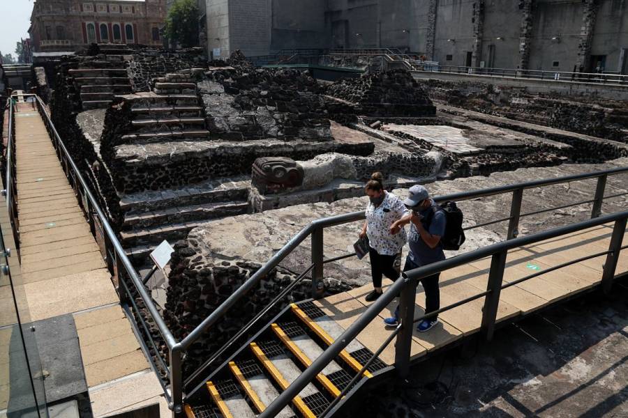 Inicia retiro de la cubierta colapsada en Templo Mayor