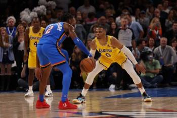 Los Lakers regalan a Oklahoma su primer triunfo