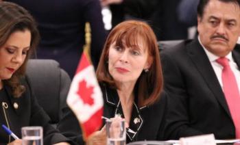 Clouthier asegura crecimiento del 6 por ciento en econom&iacute;a
