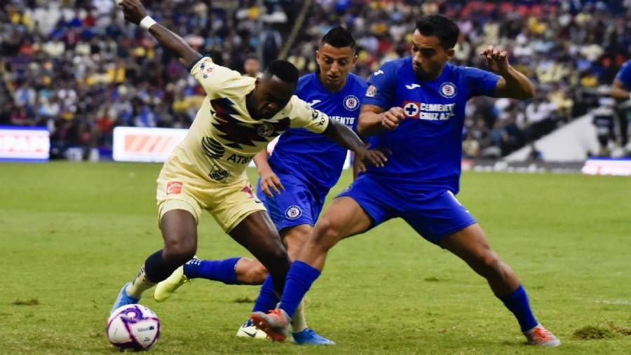 Cruz Azul vence 2-1 al América; sigue en la pelea por un pase directo a Liguilla