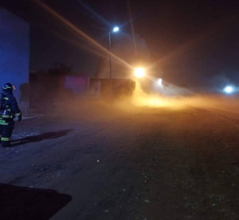 Al menos 7 heridos deja explosión de toma clandestina de gas LP en Puebla