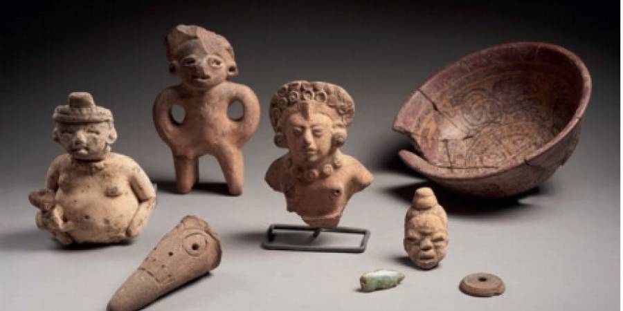 A pesar de las propuestas de México, subastan en Francia objetos de arte prehispánico
