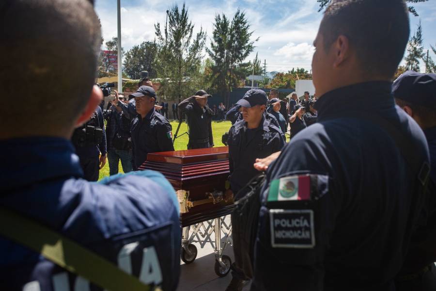 Identifican cuerpos de asesinados en Michoacán