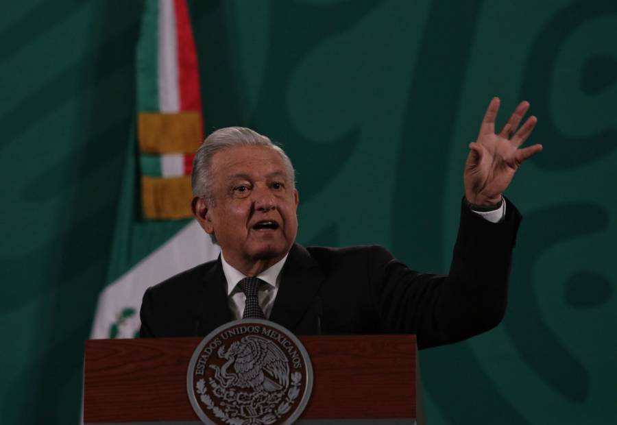 AMLO dice que banda de “malechores” dominaba en México