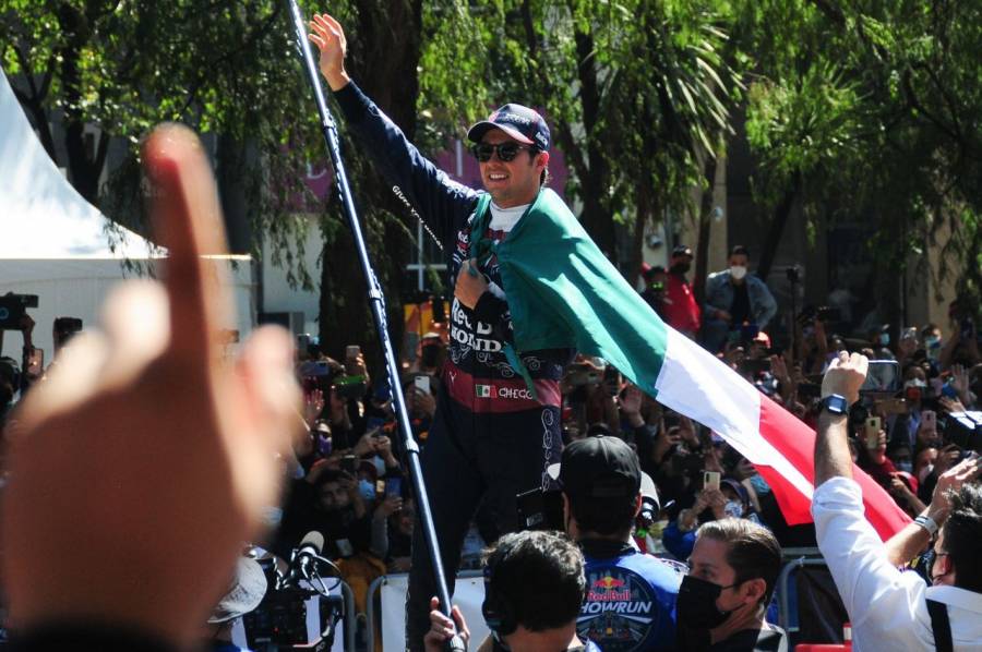 “Checo” Pérez lucirá un “traje de charro” en el GP de México