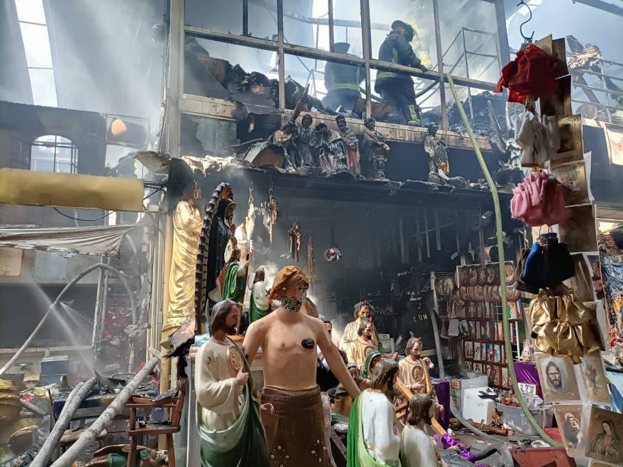 Reportan incendio en el Mercado de Sonora; no hay heridos