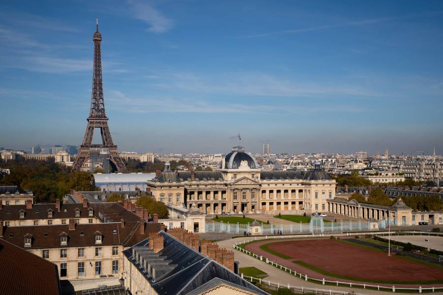 Número de visitantes de la Torre Eiffel vuelve a niveles precovid