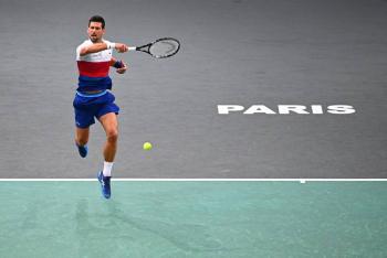Novak Djokovic y Daniil Medvedev pasan a las semifinales en Par&iacute;s