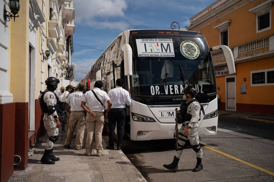 Autoridades montan operativo para frenar a migrantes en Chiapas