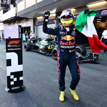 El mexicano Sergio P&eacute;rez se coron&oacute; en tercer lugar en la F&oacute;rmula 1