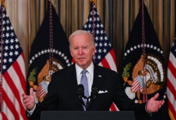 Biden condena intento de asesinato de premier iraqu&iacute;