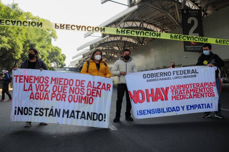 Insabi se reúne con padres de niños con cáncer