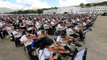 Músicos venezolanos, por el Guinness a la mayor orquesta del mundo