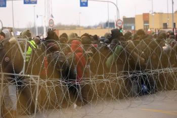 Polonia construir&aacute; muro en frontera con Bielorrusia para frenar migraci&oacute;n