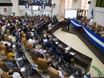 Congreso pide a presidente Ortega retirar a Nicaragua de la OEA