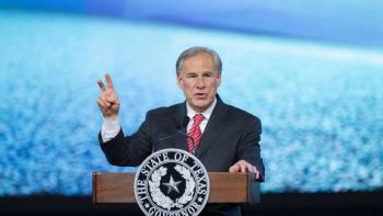 Gobernador de Texas demanda a Biden comprometer a M&eacute;xico en tema migratorio