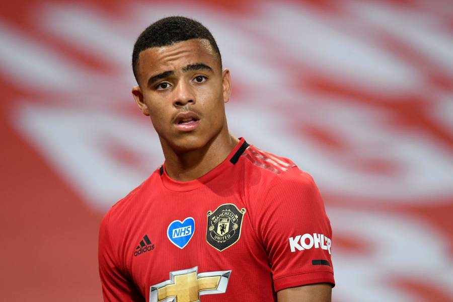 El delantero del Manchester United, Mason Greenwood dio positivo a la prueba de Covid-19