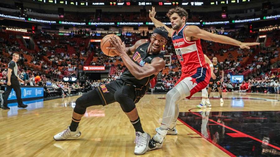 Wizards logran derrotar a los Heat en la cima del Este