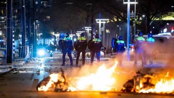 Holanda registra m&aacute;s de 30 detenidos por protestas ante nuevas medidas Covid