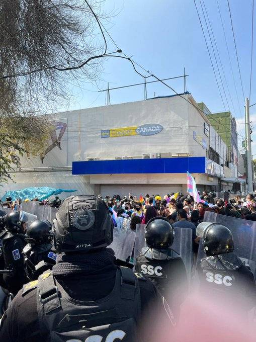 Claudia Sheinbaum pide investigar presunta agresión policial en marcha trans