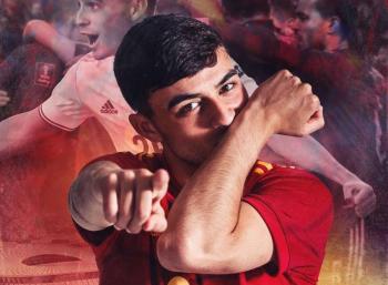 Pedri, jugador del Barcelona, gana el Golden Boy de 2021