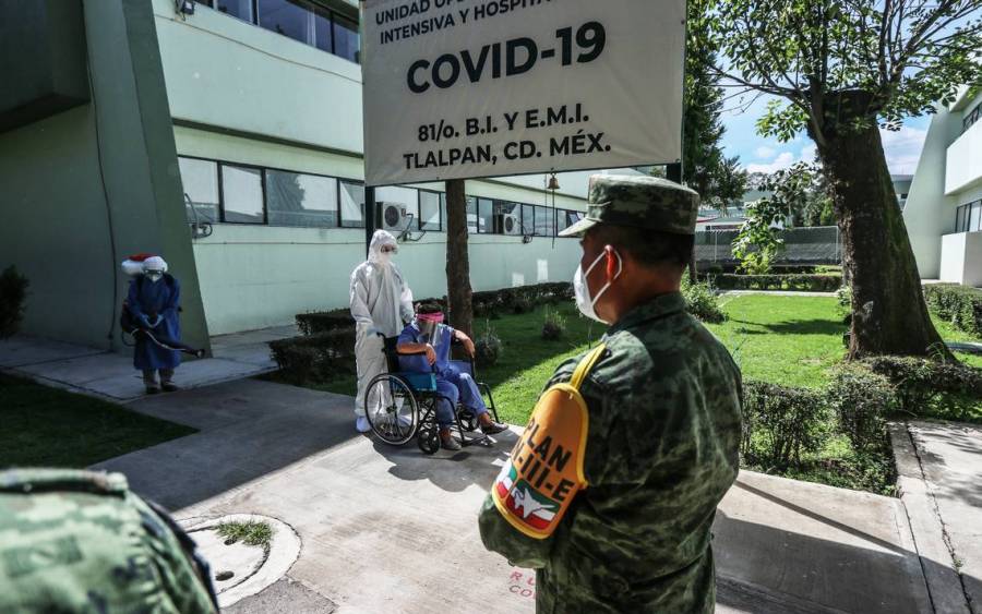 Fuerzas Armadas repartirán medicinas si no mejora distribución, informa AMLO