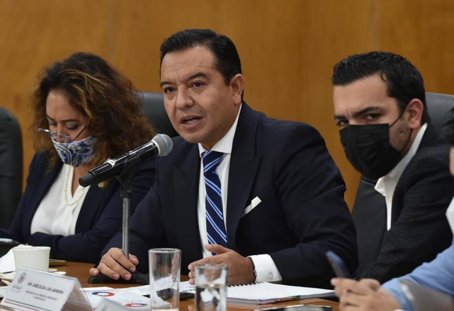 Mayor opacidad en obras de AMLO con acuerdo, acusan