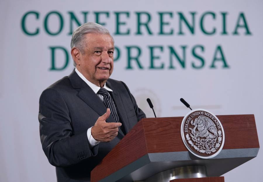 AMLO recomienda a todos los partidos uso de encuestas para elegir a sus candidatos