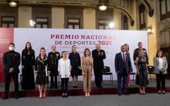AMLO entreg&oacute; el Premio Nacional de Deportes 2021
