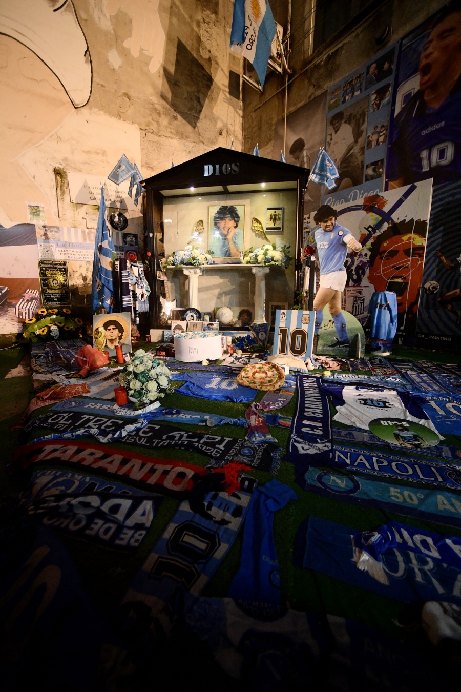 A un año de su muerte, Maradona vive en el alma del mundo fútbol