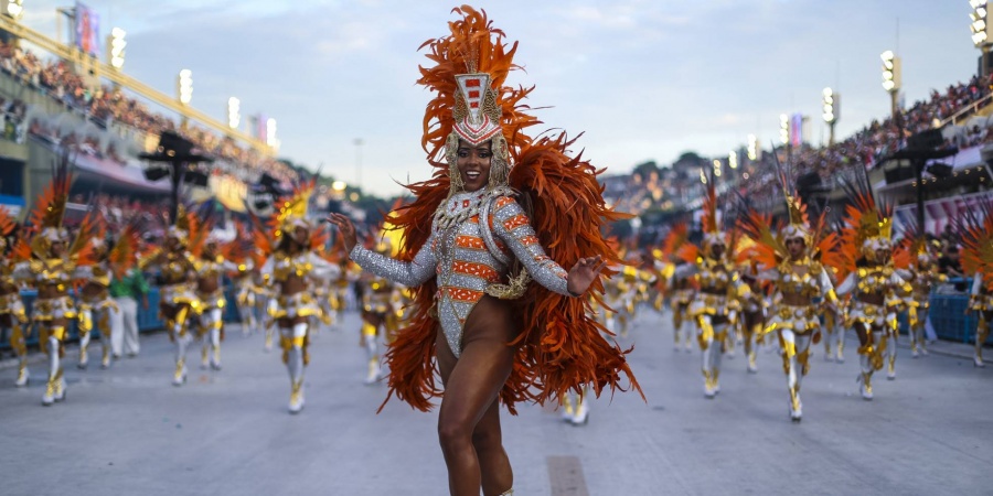 Bolsonaro se opone al regreso del carnaval brasileño en 2022
